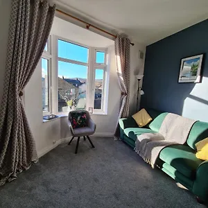 Apartment Modern River View United Kingdom